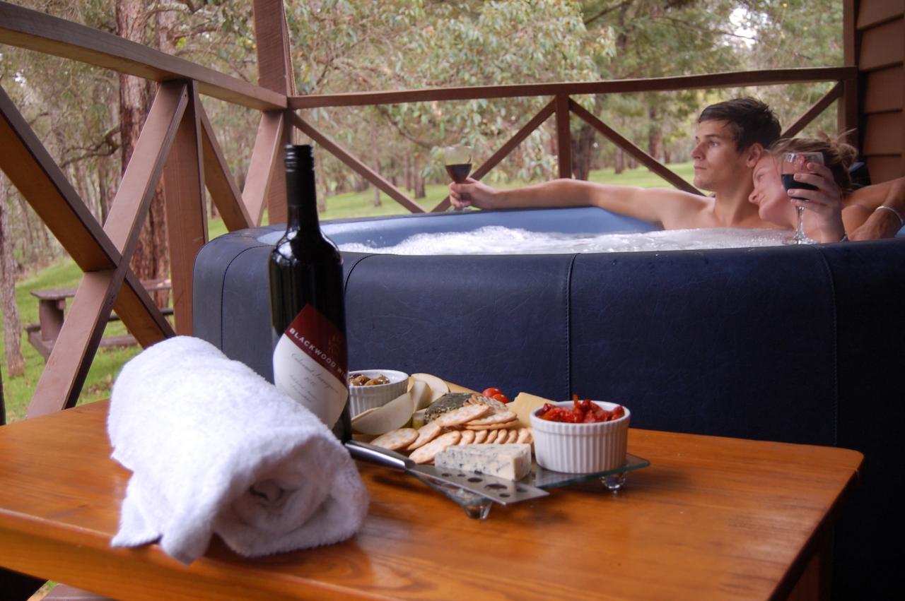 Beyonderup Falls Adult Retreat Nannup Zimmer foto